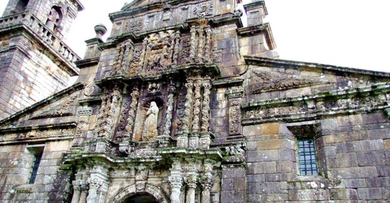 Iglesia de Santa Maria de Entrimo